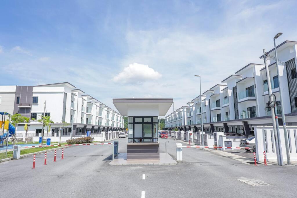 Airport #Klia#Klia2#Mitsuibrandoutlet#Landed House Villa Sepang Exterior photo